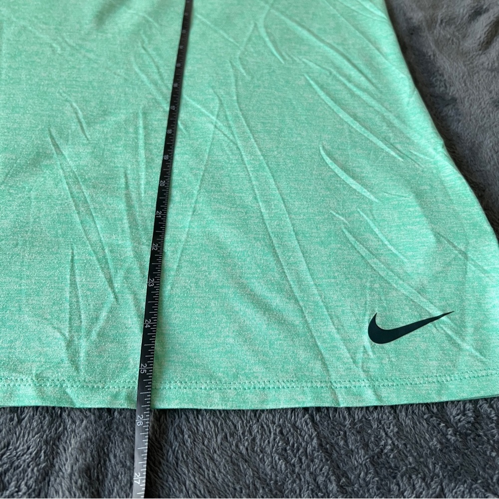 ✨Nike Women's Mint Green Short Sleeve Tee - Picture 6 of 8